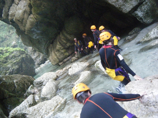 Practicar descenso de cañones